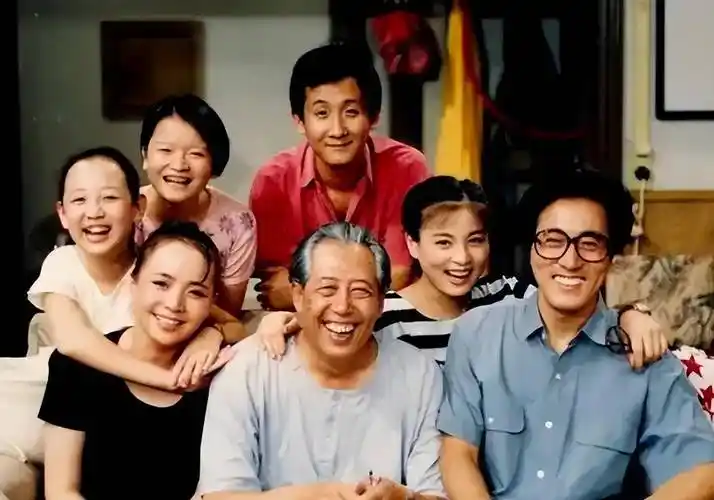 影版《家有儿女》:五大主演面目全非,时隔19年这些演员还能行吗