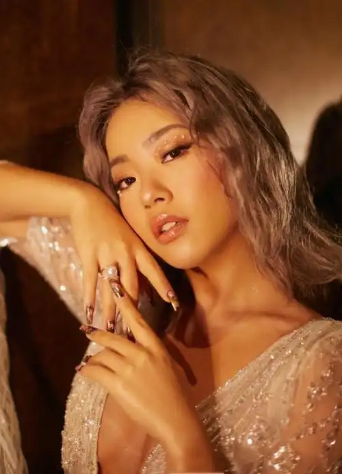 王菊slay全场!101没出道的她气质碾压杨超越