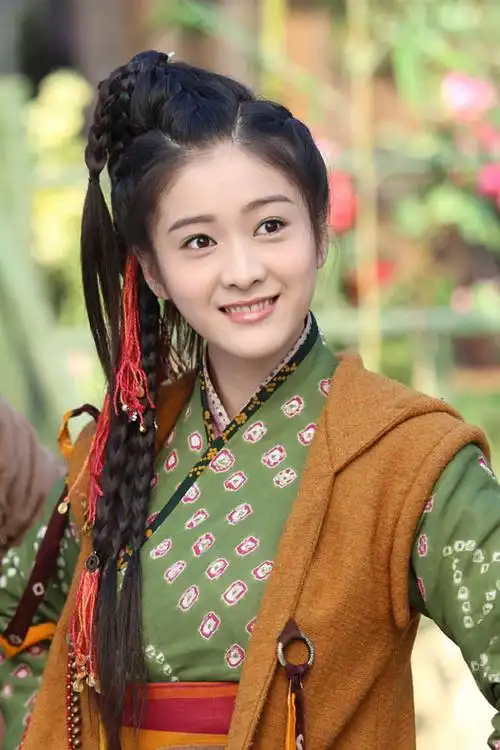 《神雕侠侣》开播 首曝最年轻郭襄张雪迎剧照(组图)