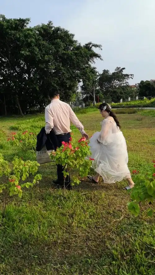秀恩爱#情侣拍婚纱照,好浪漫