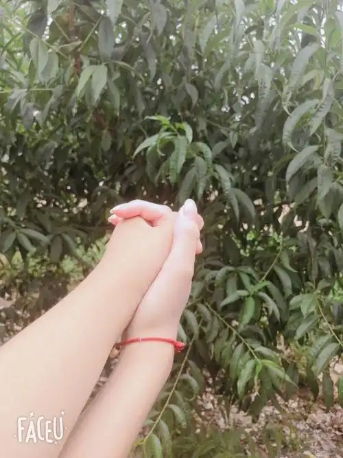 好闺蜜,一起手牵手