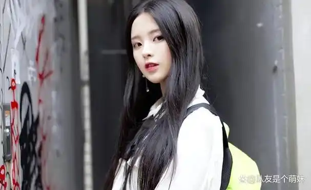 顶级村花杨超越,在成名后为何拒绝抚养妹妹