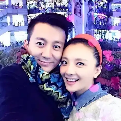 就拿蔡远航和孙茜这对儿来说吧,蔡远航对孙茜一直都很专一,哪怕孙茜被