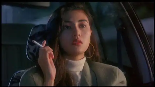 19个女明星抽烟镜头许晴风情万种刘诗诗眼神魅力周迅妖娆