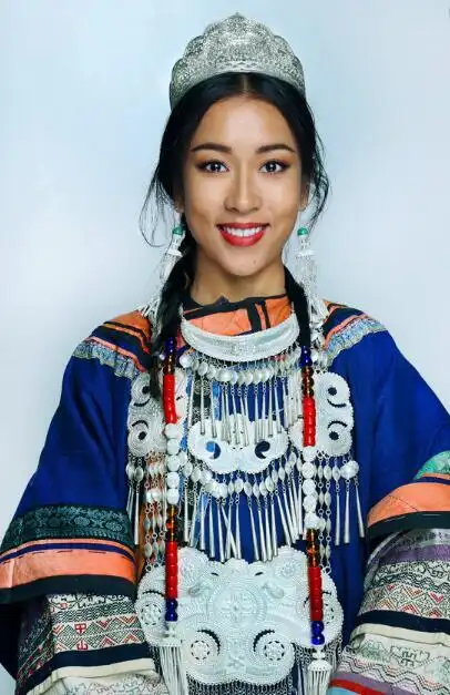 曾经用过名字是王隽逸.