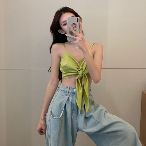 泫雅风绿色蝴蝶结吊带背心女2021新款春季修身打底衫洋气短款上衣