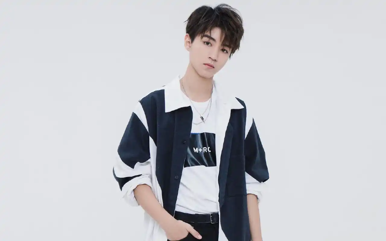 王俊凯帅气写真图片高清壁纸