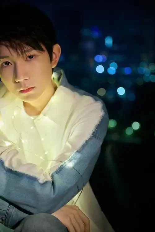 王源官宣加盟江苏卫视跨年##王源全新创作ep叮叮猫儿