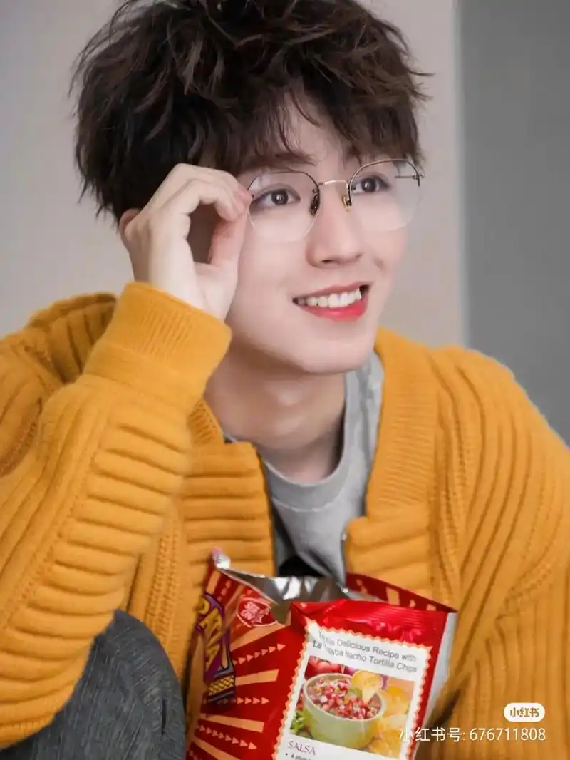 做做做  做你女朋友#宝藏男孩 #努力去见他 #王俊凯 #马 - 抖音