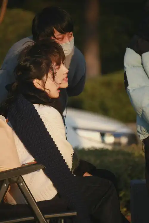 陈飞宇张婧仪打火机与公主裙最新路透