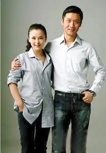 最美琼瑶女郎何音资料照片 何音老公是谁 何音黄志忠离婚