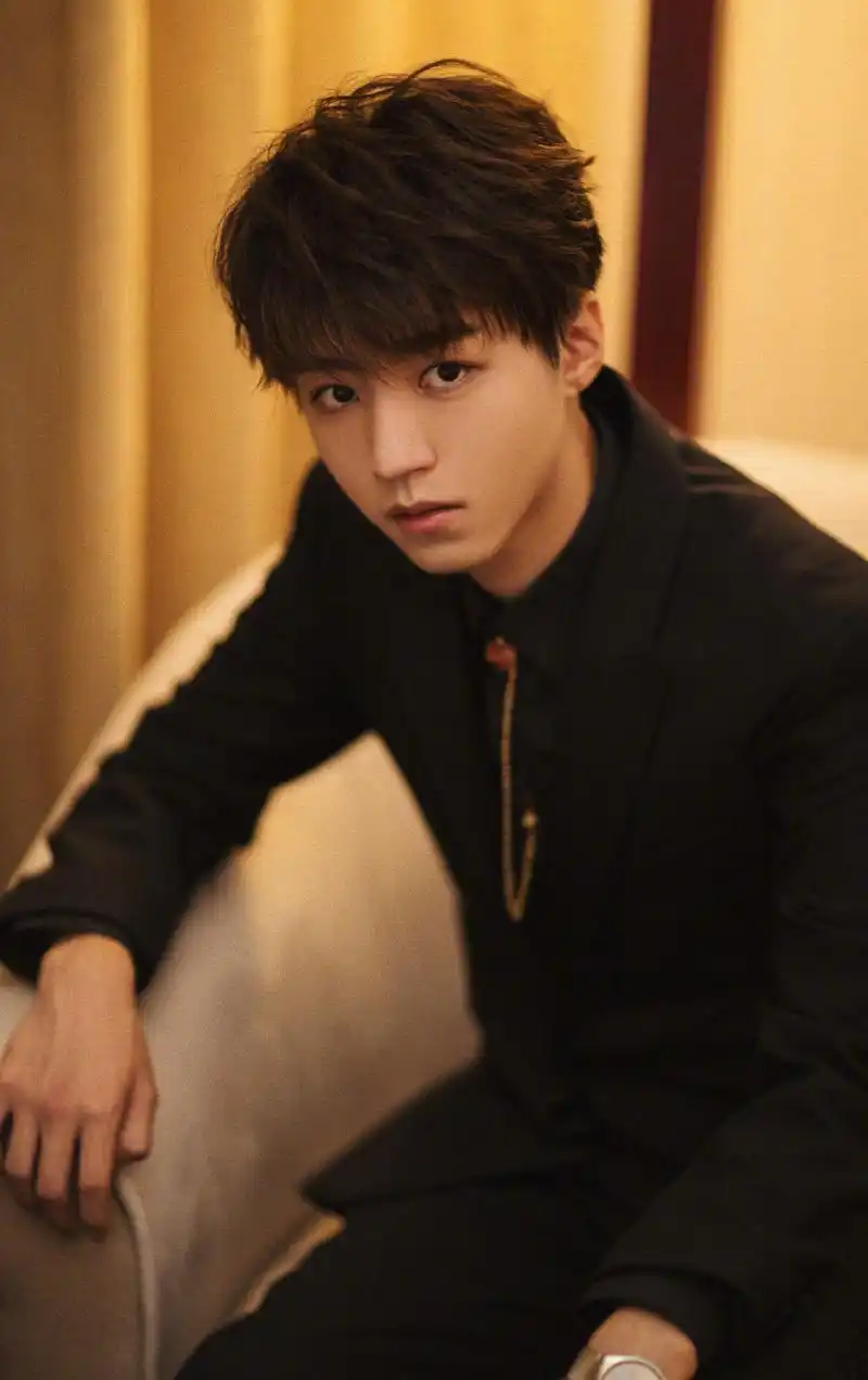 王俊凯图片 王俊凯超帅活动写真图片