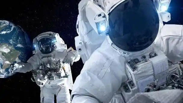 回顾:宇航员在太空牺牲,穿着没有破损的宇航服,尸体会