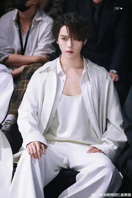 肖宇梁超话xyl#肖宇梁清冷贵公子#xyl#肖宇梁绝了