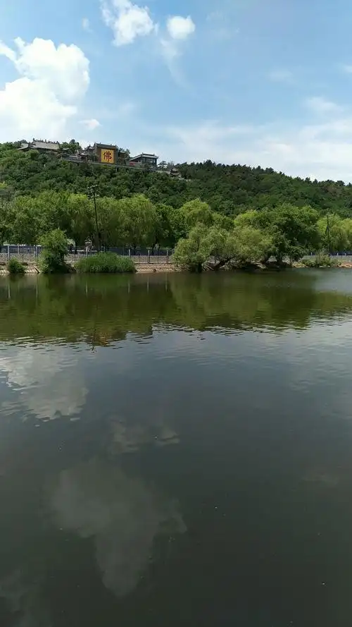 旅行 圣境——吉林北山北山公园是吉林市著名旅游胜地.