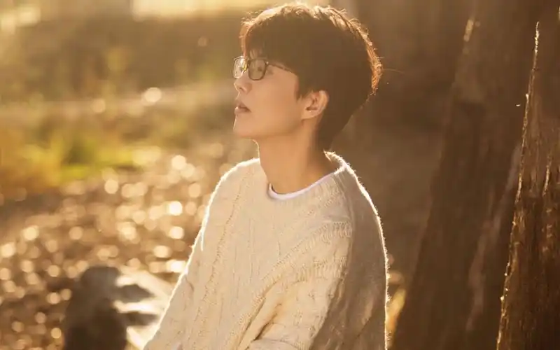 活动作品许嵩拍照小花絮超帅照片514生日快乐