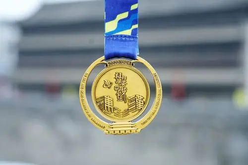 2020西安城墙国际马拉松赛欢乐起跑 掀起"我要上全运"全民热潮