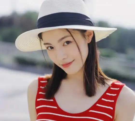 钟楚曦个人资料简介(钟楚曦她的魅力在哪?