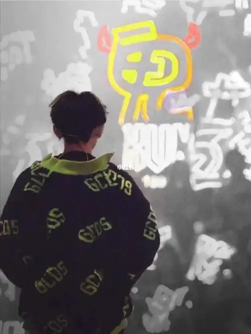 那时候还是限定的ninepercent的小鬼啊