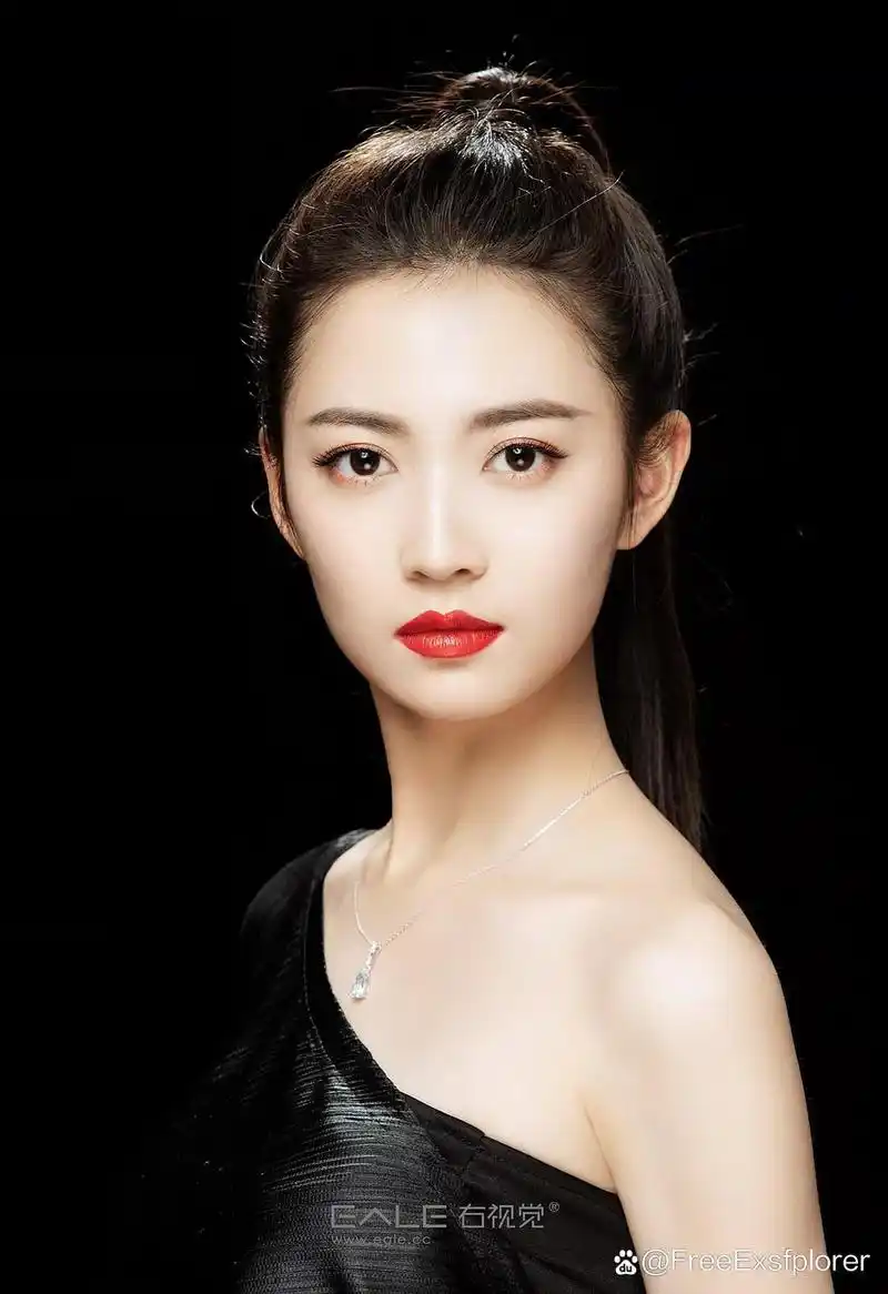 内娱圈事件:唐嫣和陈钰琪的关系变化 唐嫣和陈钰琪是圈内的好朋友