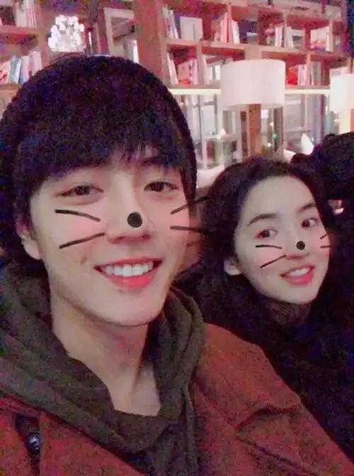 嗑同性cp上升到演员当肖战的圈内女友是摆设