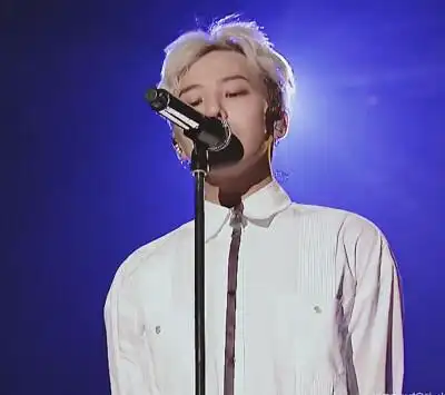 权志龙多图壁纸