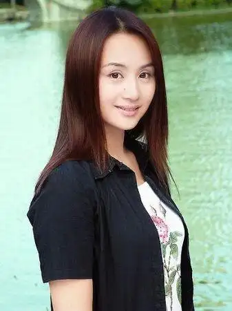 图片来源:图片资料   ◆曹颖·中国第一商城公开房价:11800元/平方