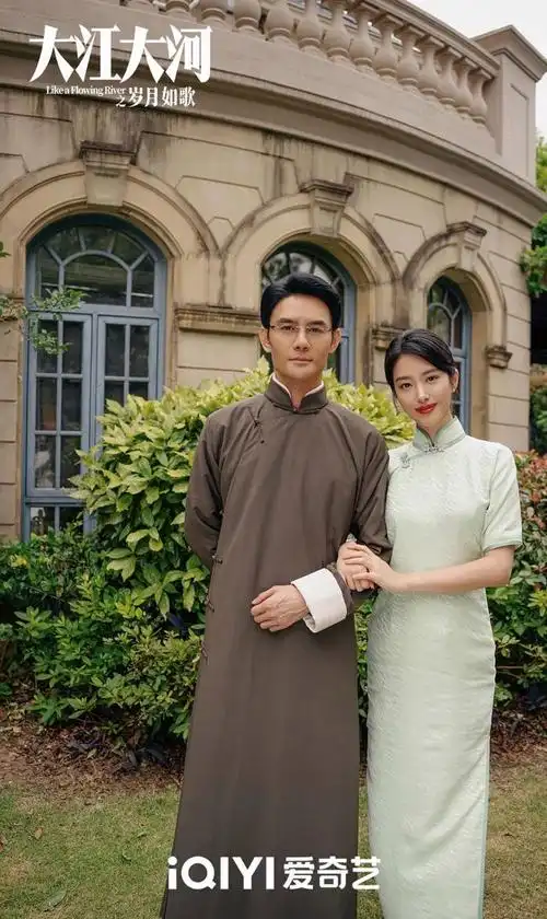 求婚穿外公外婆的旗袍拍同款照片两人于西湖定情小辉与梁思申(杨采钰