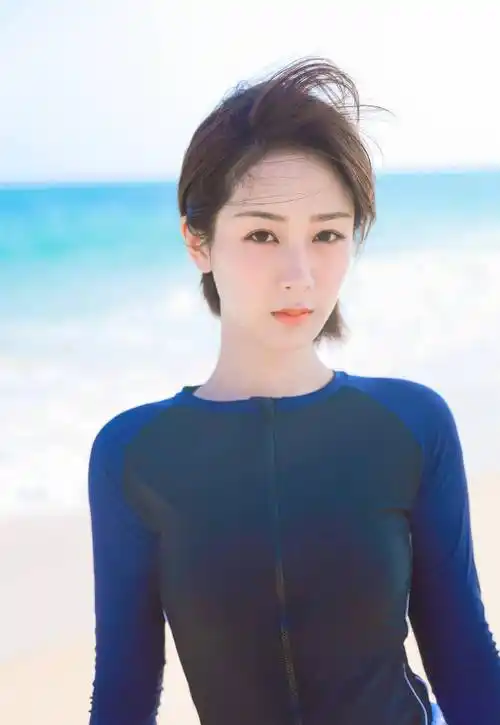 张艺兴杨紫同框,氛围感强被网友撮合,网友取名:张杨夫妇!