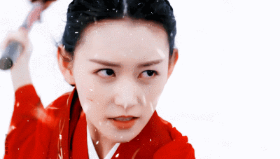 蒋依依|大郦帝女 cr.伟大的蜡笔