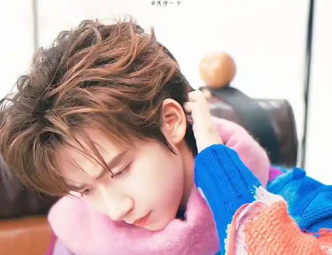 贺峻霖非我不可预告##贺峻霖送的礼物是真的沉