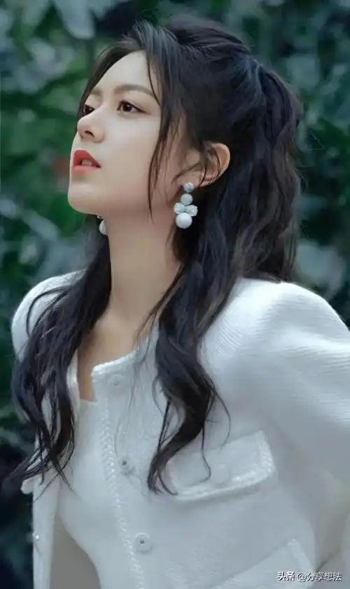 赵今麦明星壁纸7