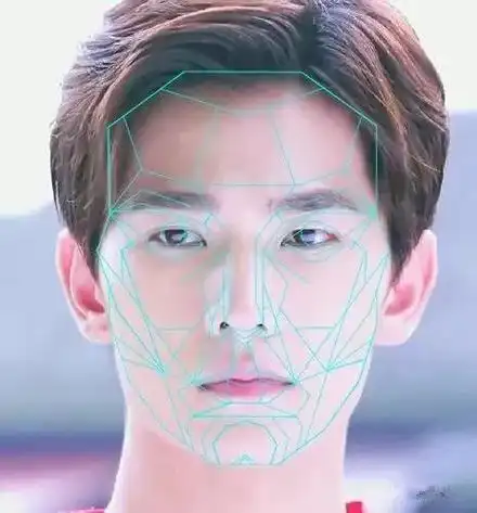 杨洋素颜反而逆生长(上学时常被女生围观)(18)