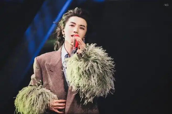 2021华晨宇火星演唱会##华晨宇跨年舞台万花筒舞美剧透##湖南卫视