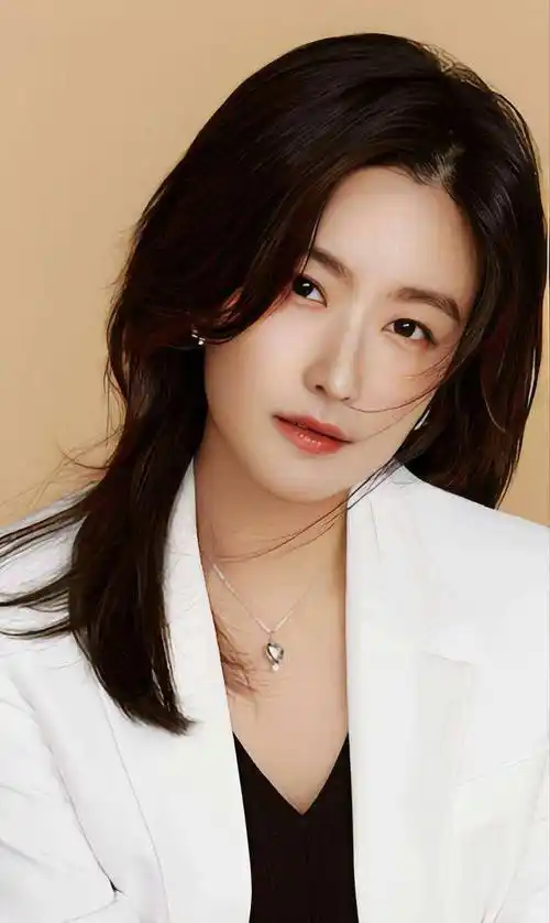 演员徐百慧:女知青专业户,出道18年0绯闻,38岁未婚未育很幸福