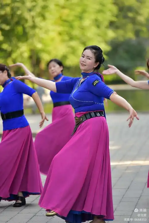 20200905玲珑公园广场舞