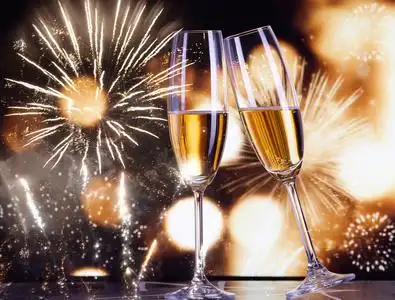 香槟祝酒图片