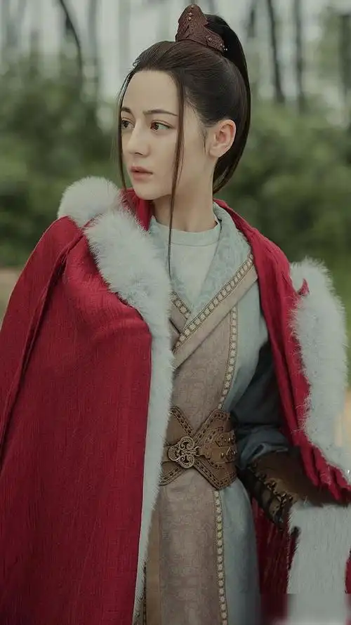 长歌行迪丽热巴服饰合集男装居多两根龙须造型显脸长