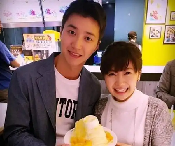 王心凌自曝整容成瘾,出席活动近照曝光,吓哭商场小孩