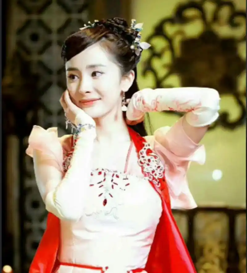 杨幂古剑奇谭风晴雪定妆照!