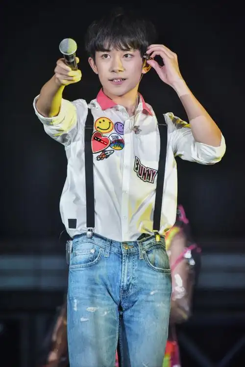 四声_千玺个站 易烊千玺 yyqx 1128