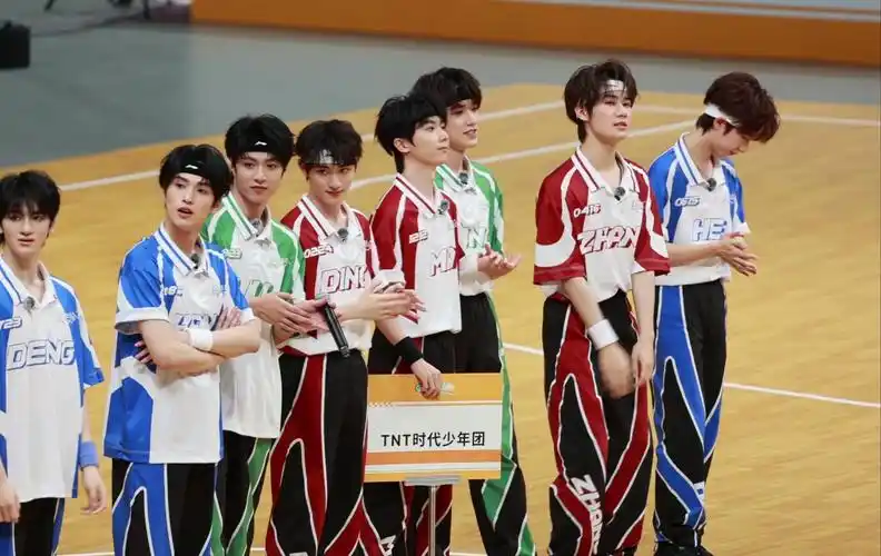 7月5日tf家族运动会主时代少年团主贺峻霖