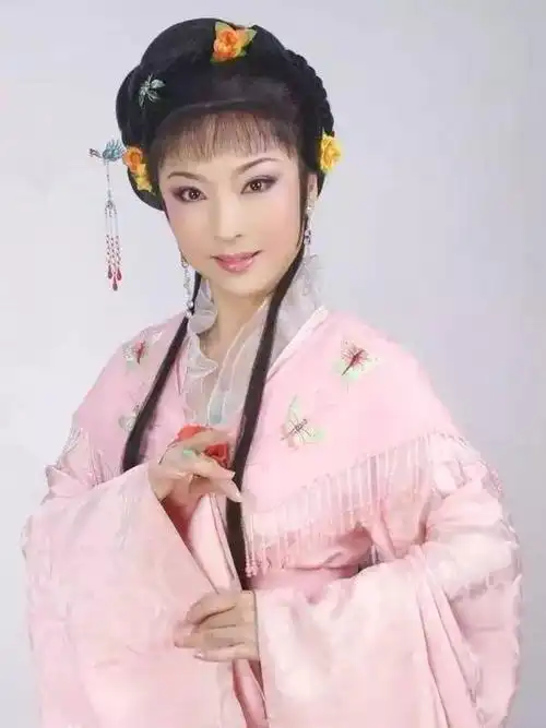 桐庐越剧人能登上g20峰会文艺演出的舞台,是桐庐越剧的骄傲,更是桐庐