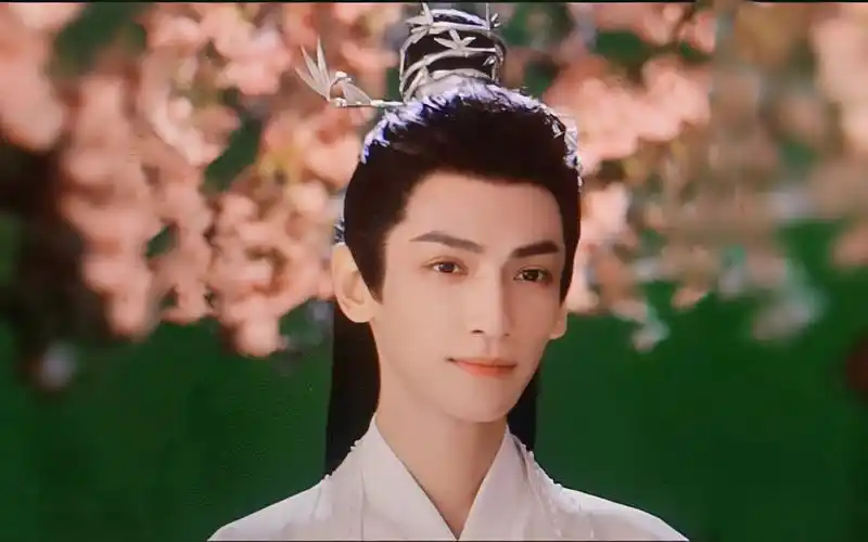 【皓衣行】原来北斗仙尊晚夜玉衡私底下是这样的哦