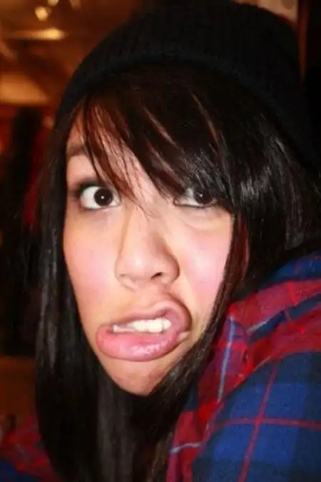 女孩的搞笑图片