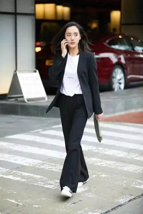 西装 阔腿裤,开春最潮搭配!