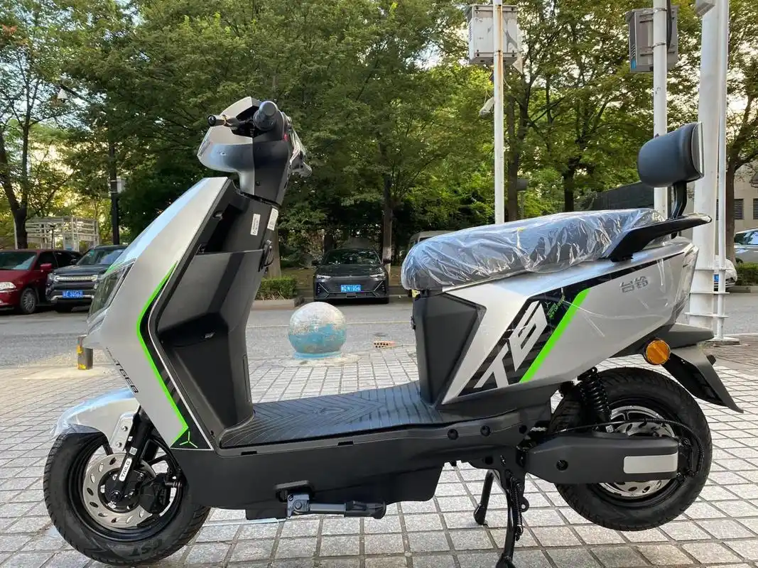 72v台铃新国标大劲鹰特价秒杀3099元 72v20a超威石墨烯电池.