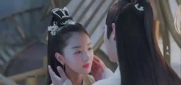 剧情滥俗,套路离谱,舍脸圈钱的周冬雨砸烂招牌_小匡_剧中_许凯