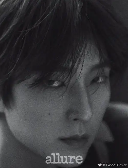 seoul星光#allure korea   李准基 12月刊画报,纤瘦身型,清冷气质