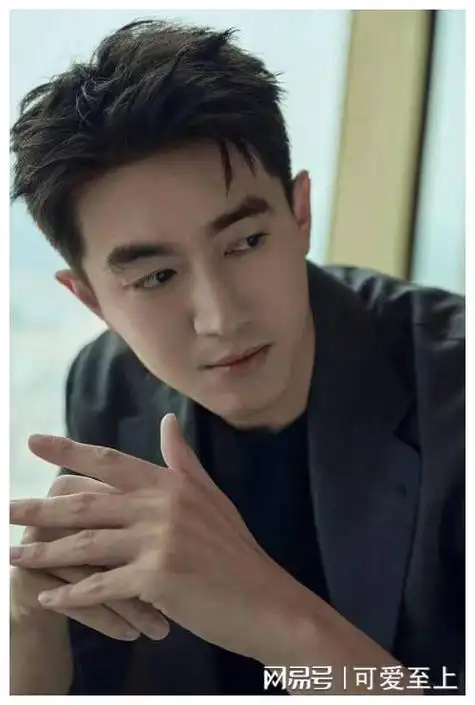 她是林更新最想挽回的一个前任,却在林更新开口前,和别人结了婚